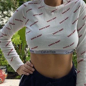 ‘Santa Baby’ Cropped Tee